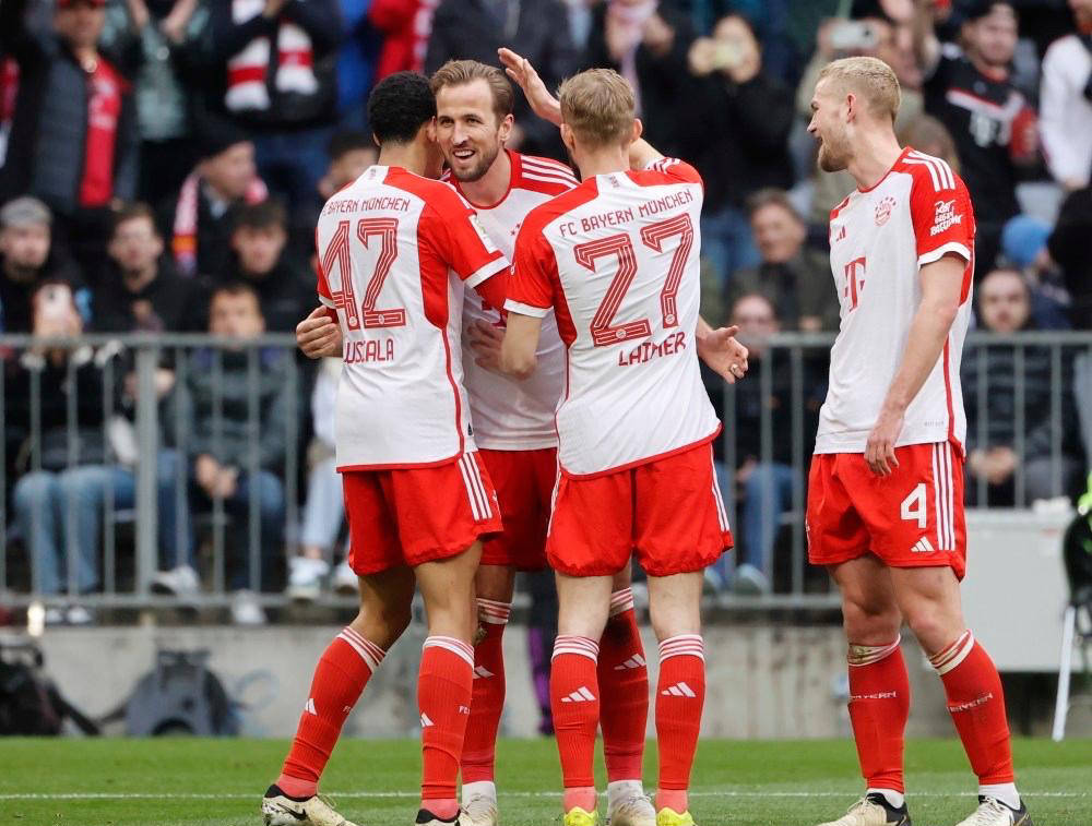 4月4日德甲焦点战:弗赖堡迎战拜仁慕尼黑,斯图加特主场抗衡多特蒙德