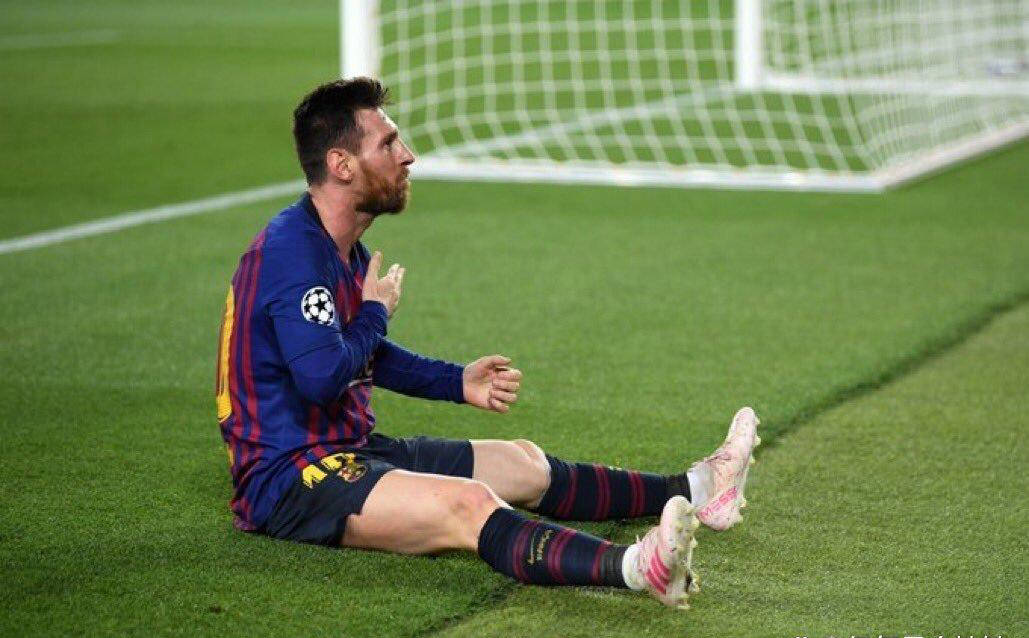 阿尔瓦雷斯:我多次研究梅西对利物浦的精彩任意球!今天对巴萨也成功进球!